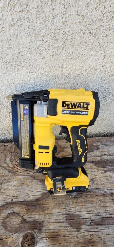 Dewalt Finish Nailer 23 Gauge Tool Battery 2ah 
