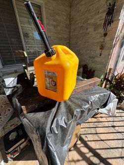 MIDWEST 5 gallon Diesel tank