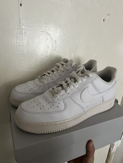 AIR FORCE 1 - SIZE 13