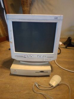 Apple Macintosh computer and Gateway 2000 Vivitron CRT
