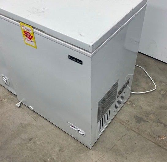 Magic Chef HMCF5W4 Deep Freezer W AOK for Sale in Phoenix, AZ OfferUp