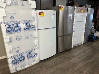 Refrigerators Different Brands & Sizes Read Description