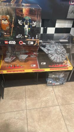 Lego Star Wars store display