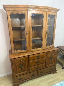 Vintage Solid Wood China Cabinet / Hutch – 2 Piece
