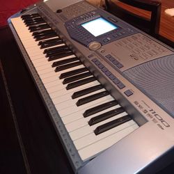 Yamaha PSR 1100 Arranged Workstation Expanded 
