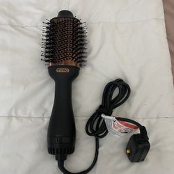 Tymo Hair Dryer/ Brush Excellent Condition 