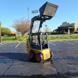 AGT SKID STEER LOADER BOBCAT SKID STEER MACHINE NEW 2025
