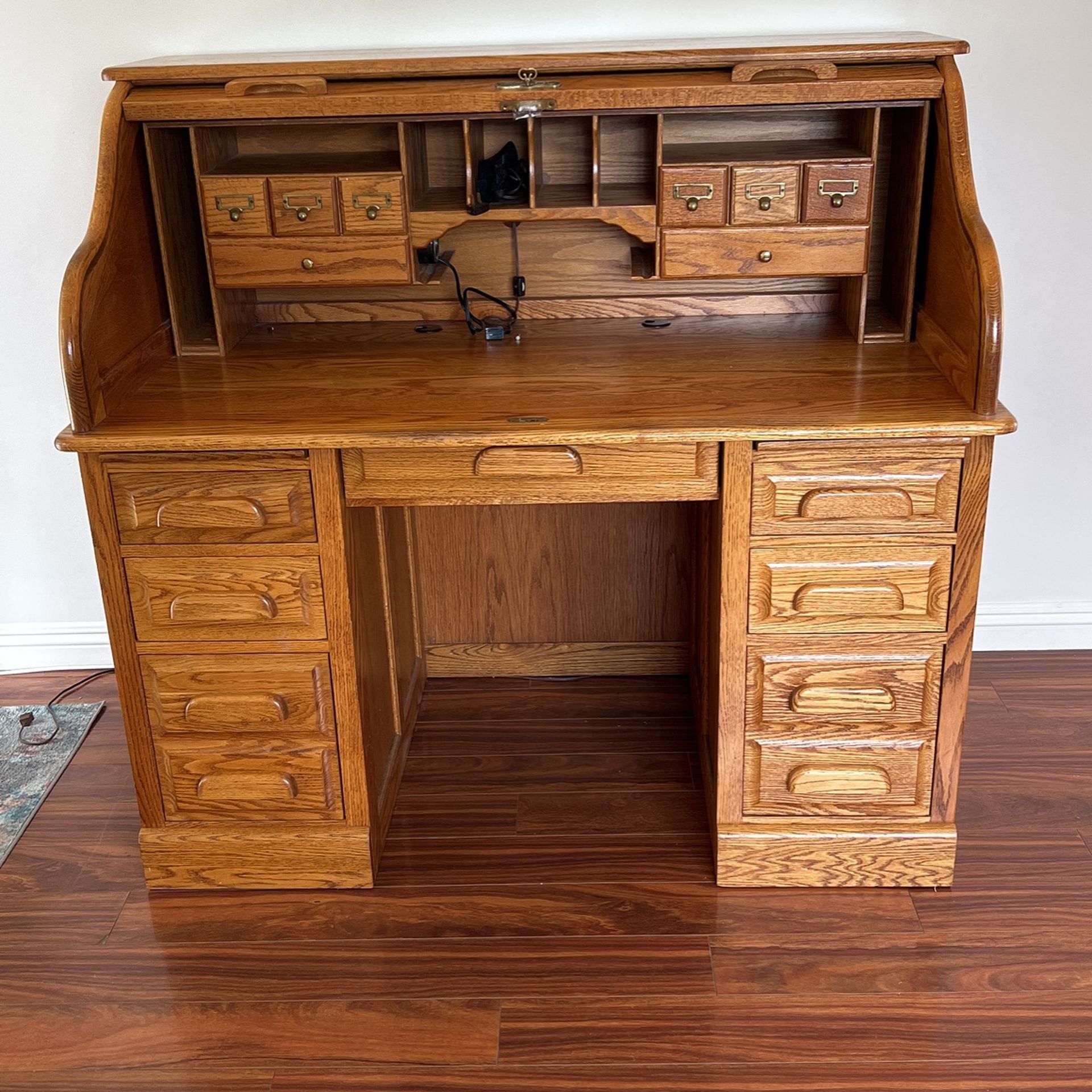 Antique Desk /hutch