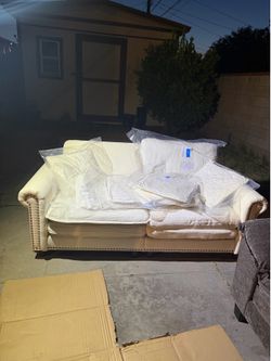 Couch love seat