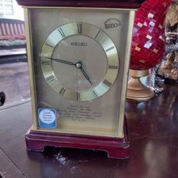 Seiko Clock 