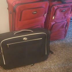 4 Pc Luggage Lot 