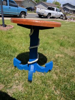 Handmade anchor table for boat enthusiasts
