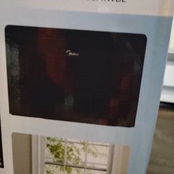 Air Conditioner Like New 