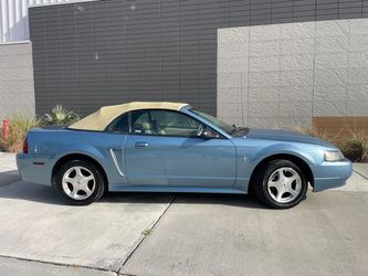 2001 Ford Mustang