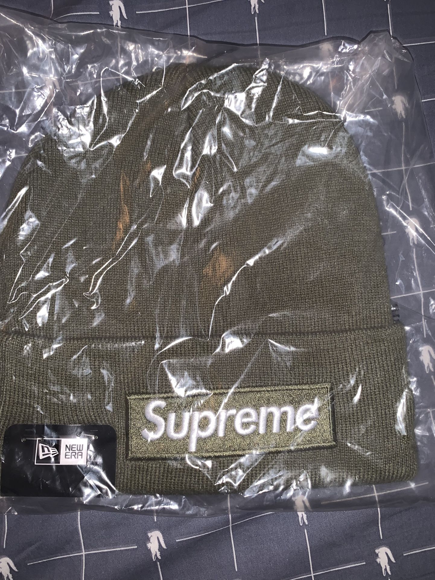 Supreme New Era Box Logo Beanie Light Olive (FW25)