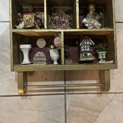 Beautiful Wood Towel Holder 14x 14 inches