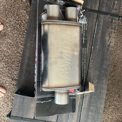 Flowmaster Flow FX 3” In Dual 2.5” Out NIB