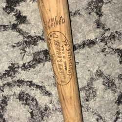 Louisville Slugger 125