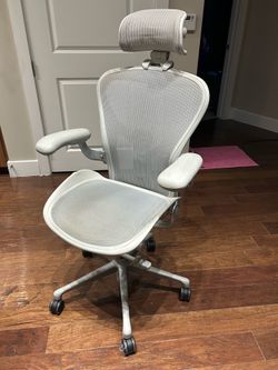 Herman Miller Aeron Chair