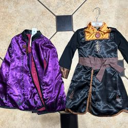 Brand New Frozen Elsa Outfits. Size 3t, 4t, And 5/6 $15  For Both Pieces 