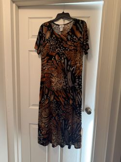 Jostar long dress w/ short sleeves, Stretchy NO-IRON poly/span. Size Medium