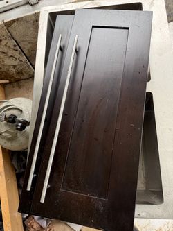 12 x 30 shaker cabinet doors with pulls $20