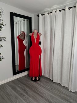 Fancy boutique dress size S Fashion nova