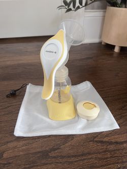 Medela Harmony Manual Breast Milk Pump