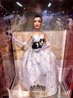 Disney princess diaries d23 mia doll limited edition nib