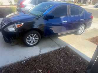 Nissan versa