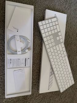 Apple Magic Keyboard with Numeric Keypad (A1843)