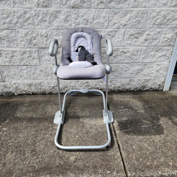 Beaba Baby Rocker Adjustable Height Lounger