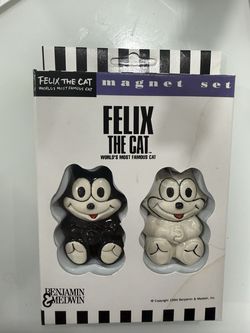 Rare find! collectible 1994 B&M Felix the Cat 2-Piece Ceramic Magnet Set