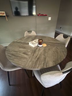 Dinning table