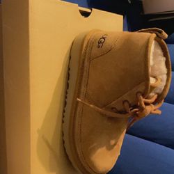 $ 50 Kids Neumel Boot Uggg Size 13 Brand New Retail $115 
