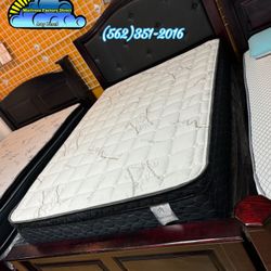 Full Size Solid Bed Cherry 