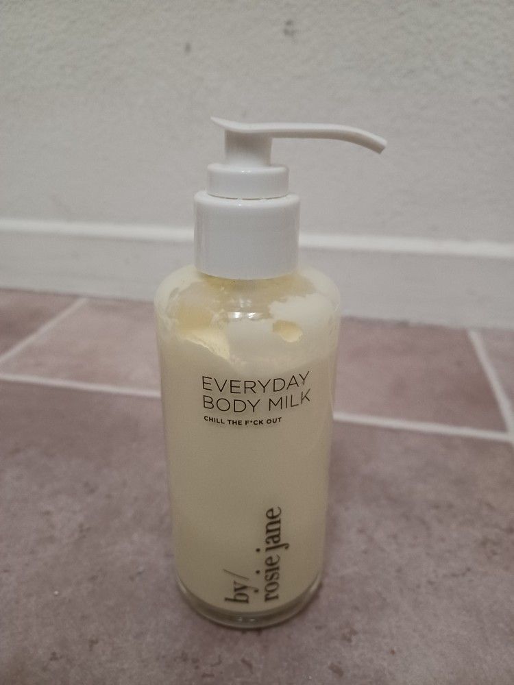 Rosie Jane Everyday Body Milk Weightless Hydration Lotion Chill 148ml (5 oz.)