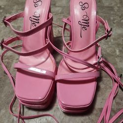 Womens Platform Heels.
