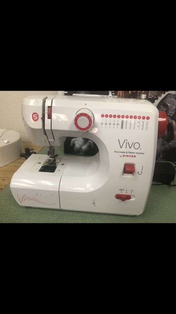Vivo SINGER Portable Sewing Machine for Sale in Las Vegas, NV OfferUp