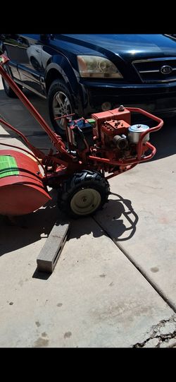Troy built "The horse" 8 hp briggs and stratton