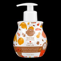 Scentsy Hand Soap Bright Cider Life New

New Sealed!!

**Bundle and save with combined shipping**

