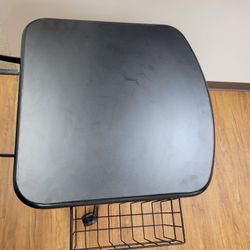 Rolling Work Space That Can Go Up And Down