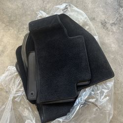 Brand New Set Of Kia Sorento SUV Black Floor Mats