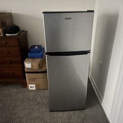 Medium Fridge 