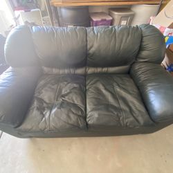 Free Couch 