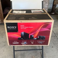 SONY DVD Home Theatre System