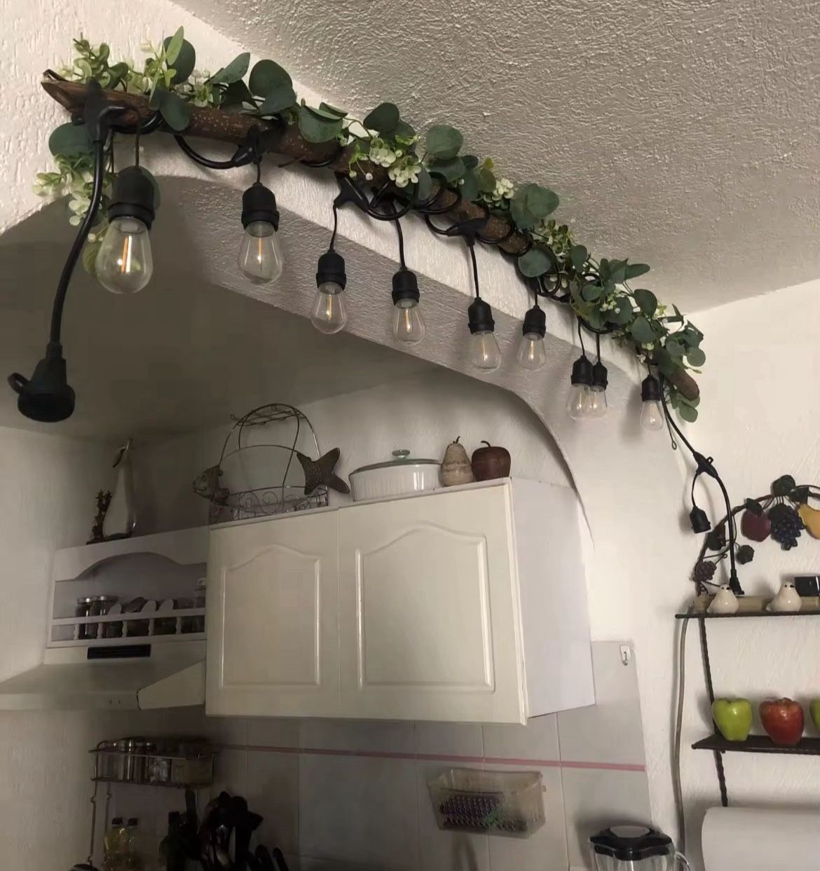 2 Pcs 180CM Artificial Green Vine Fake Eucalyptus Leaves Greenery Garland for Home Room Decor Garden Wedding Decoration Outdoor