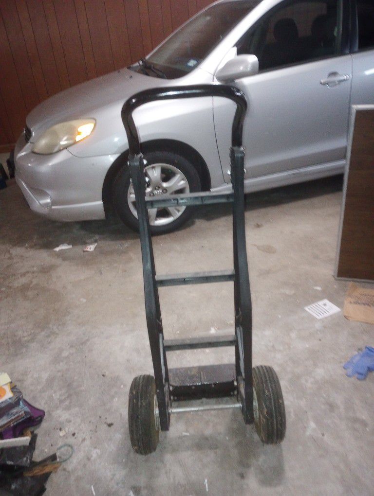 Adjustable Dolly