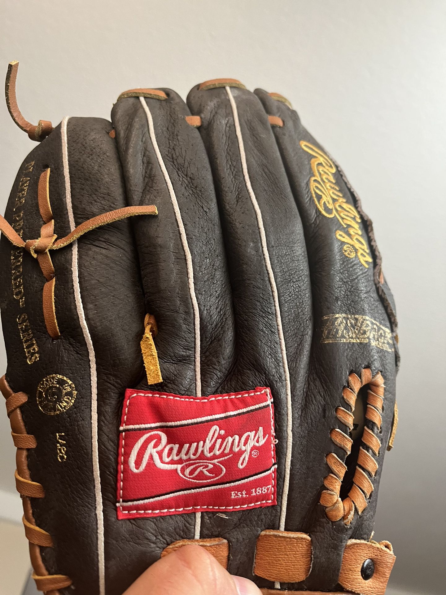 Rawlings Left Handed Baseball Glove