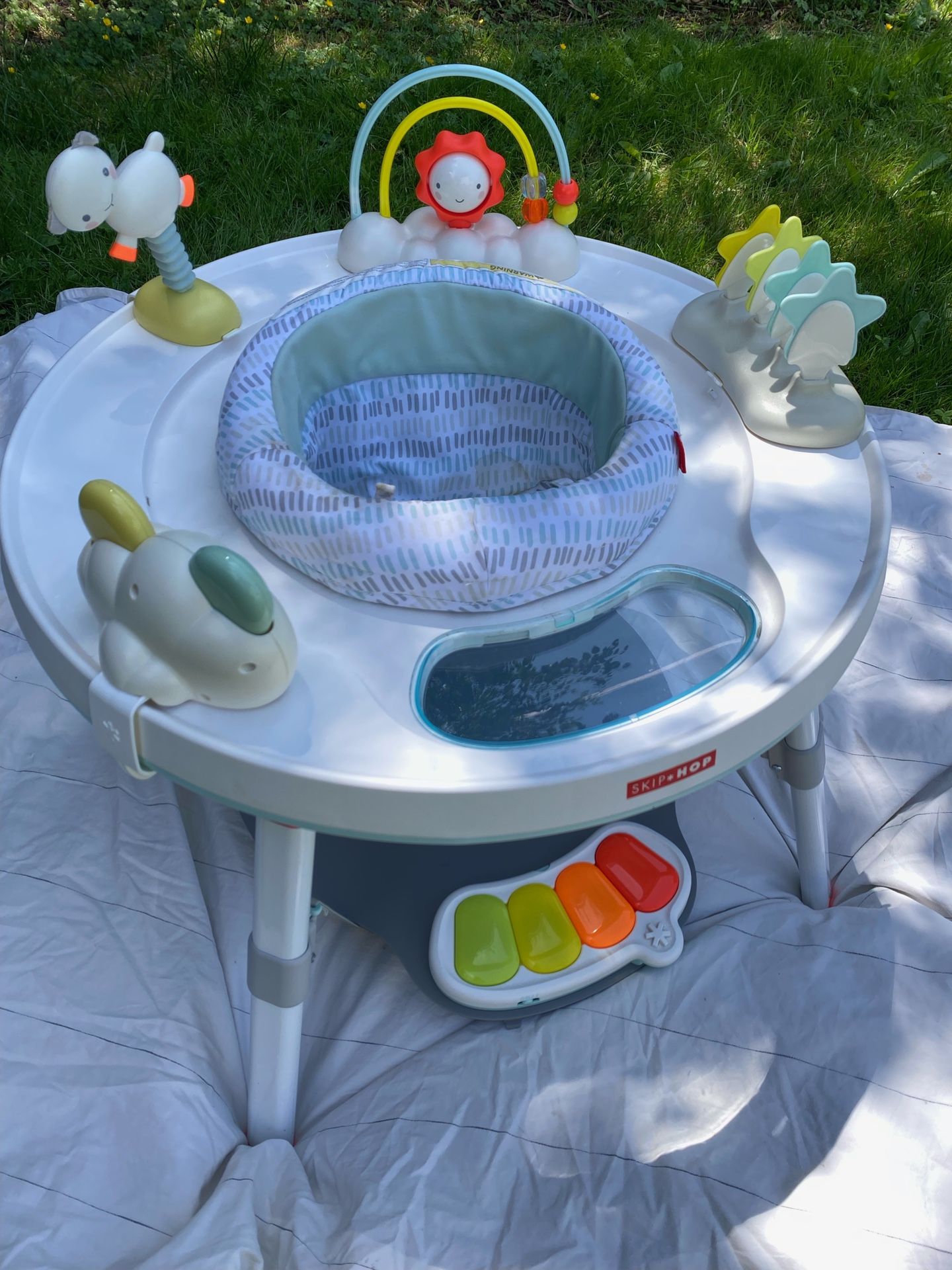 Skip Hop Baby Activity Center: Interactive Play Center with 3-Stage Grow-with-Me Functionality, 4mo+, Silver Lining Cloud